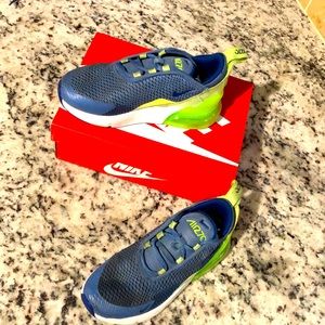 Nike air max’s 270